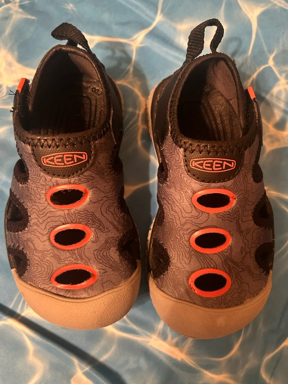 NIB KEEN Toddler Size 8 Black & Orange Water Sport Shoes Sandals Hook & Loop